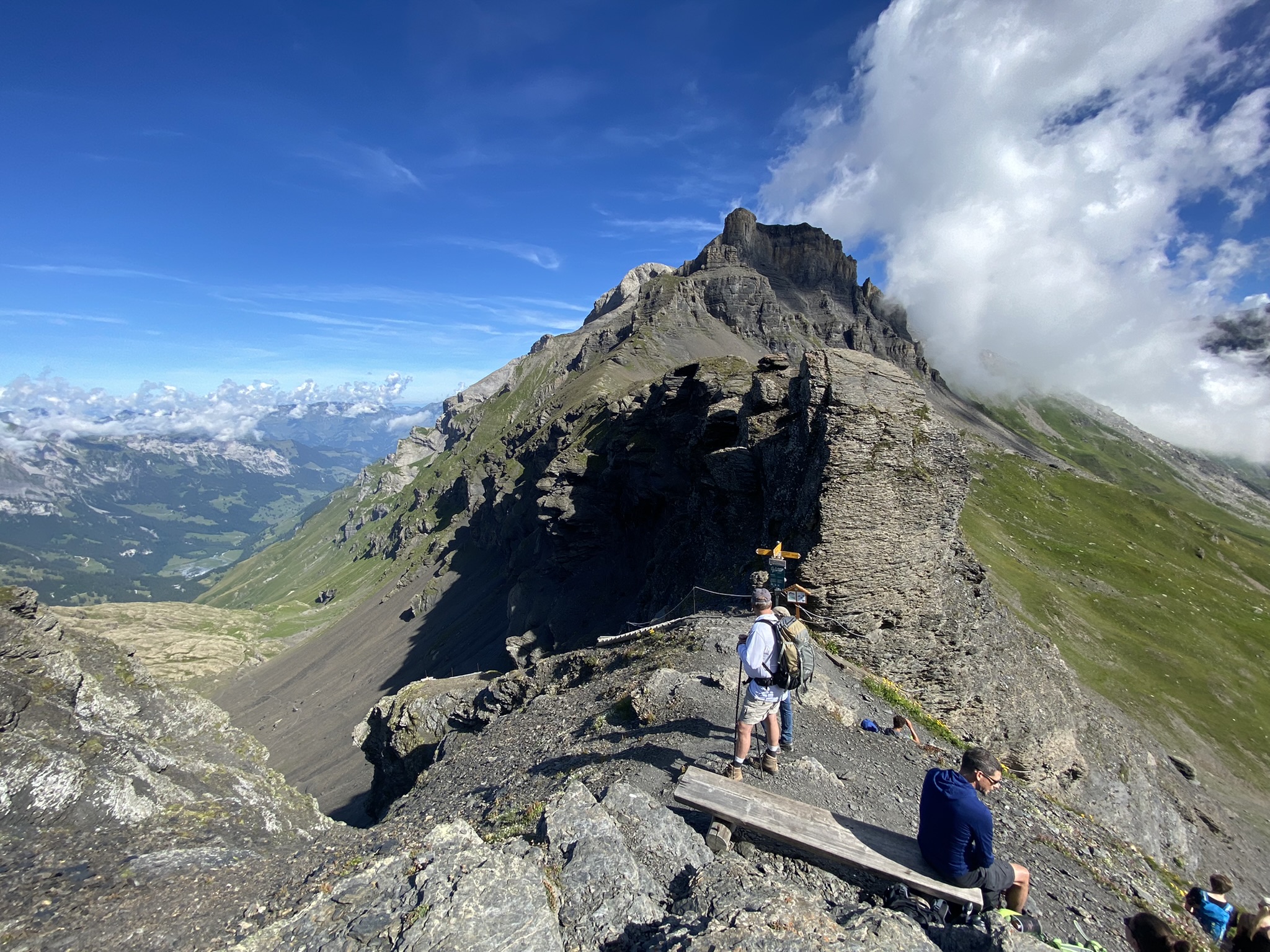 bernese oberland; mountain pass